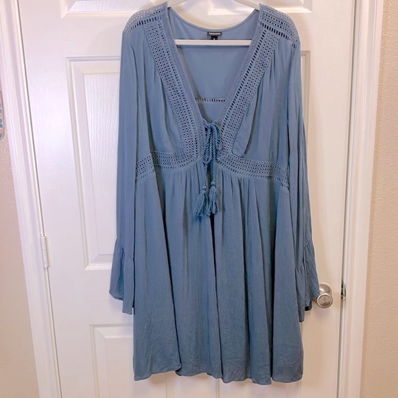 Torrid Slate Blue Lace Up Boho Slit Bell Sleeve Gauze Dress Lined Size 4X - Picture 2 of 8